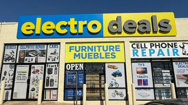 ELECTRO DEALS, CELLPHONE REPAIR , FURNITURE, SPEAKERS, TOYS, UNLOCK PHONES & ELECTRONICS.