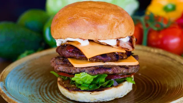 Smokin ribs n burgers