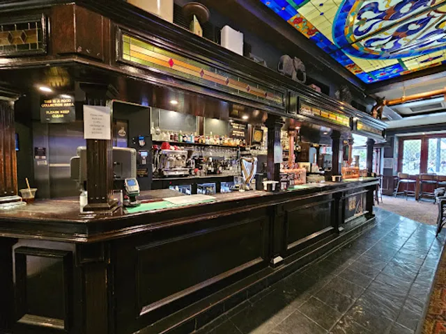 The Elephant & Wheelbarrow