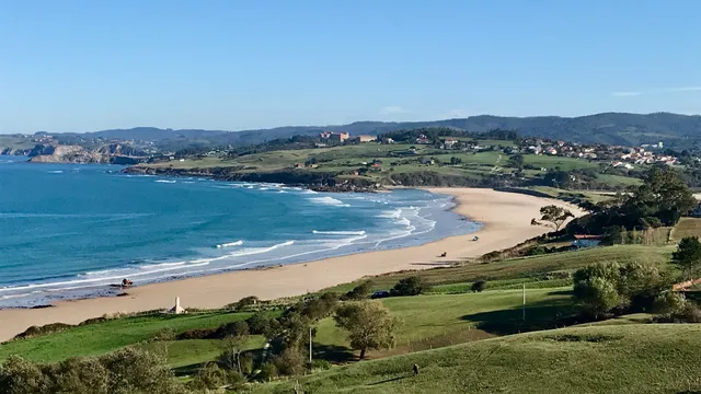 Playa de Oyambre