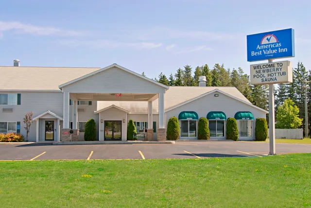Americas Best Value Inn Tahquamenon Country