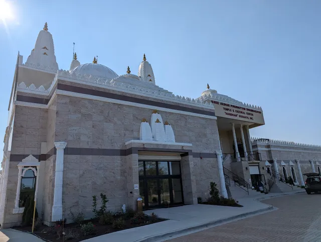 Haridham Chicago: Hindu-Swaminarayan Temple & Cultural Center (YDS Chicago)