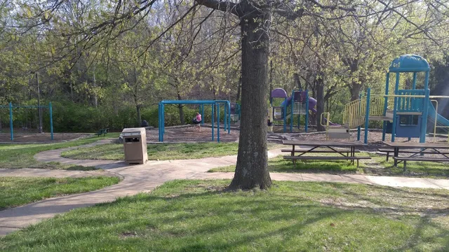 Lake School Park