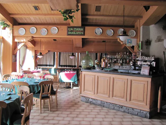 Ristorante Pizzeria - La Tana