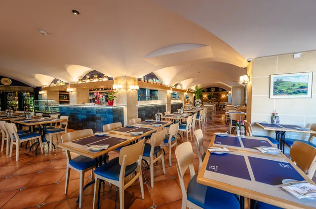 Al Ponte Restaurant & Pizzeria