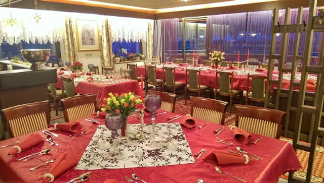 „Café Mainland“ Restaurant & Campingplatz - Roland Scheiner