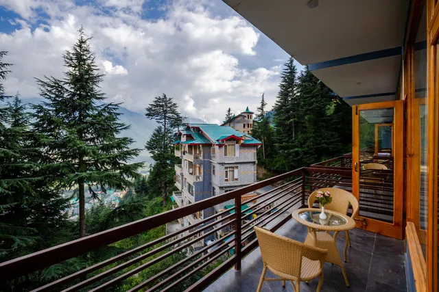 Mountain Crest Manali By Satyam Hotels