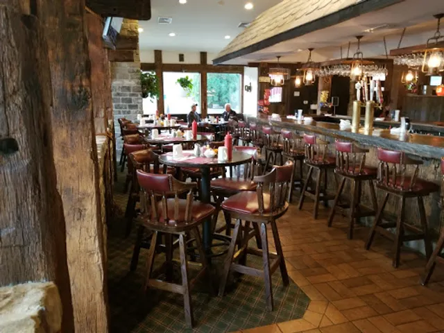 Waterhole Restaurant