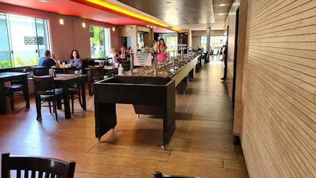 China Wok- Comida Japonesa e Chinesa