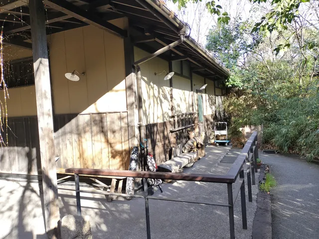 Jōmon natural onsen - Shiraku no yu
