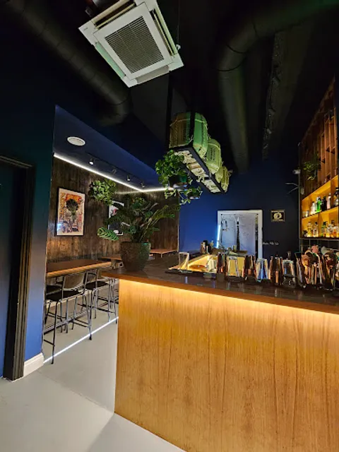 Monkey Trio Japanese Bar