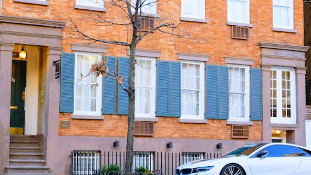 Incentra Village House