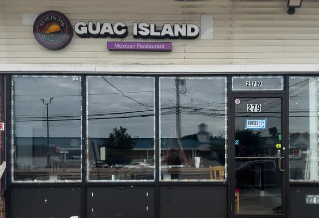 Guac Island Mexican Grill