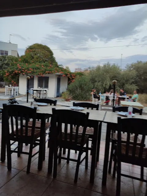 Fani's Smyrna Style Restaurant