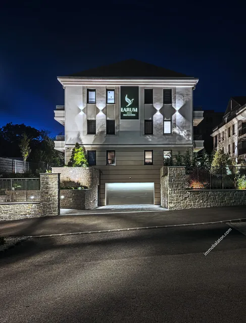 Larum - Balatonfüred