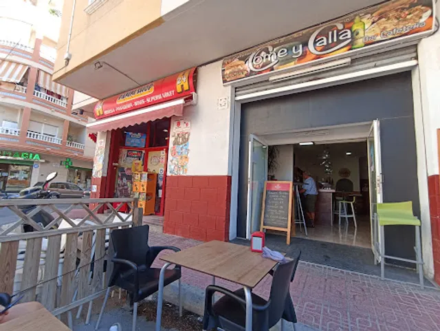 Bar Cafetería "Come y Calla"