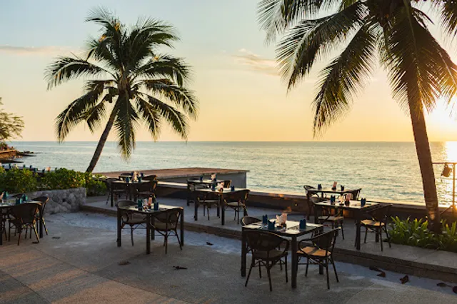 Sunset Bar and Restaurant By Grand View Group Resort At Koh Chang