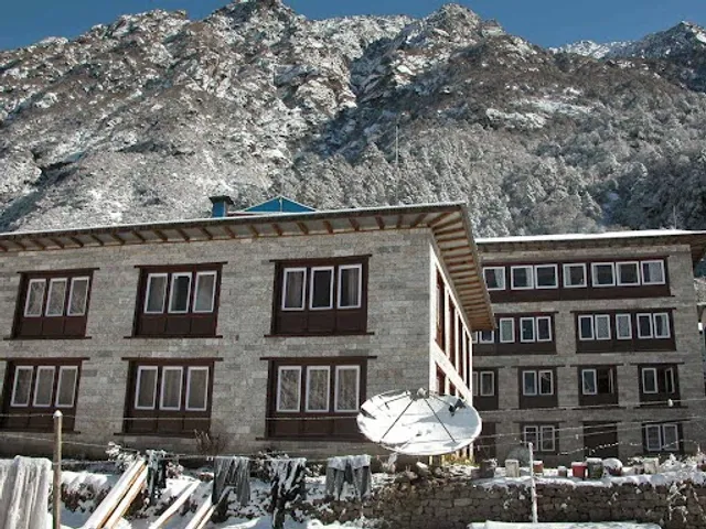 Khumbu Resort