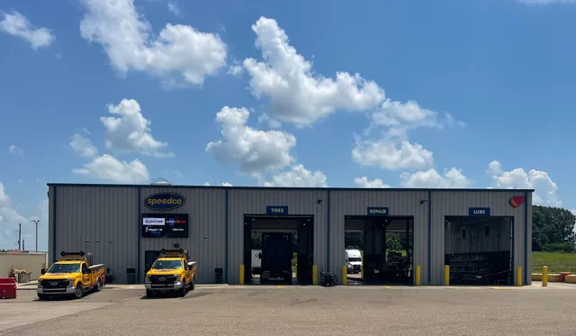 Speedco Truck Lube and Tires