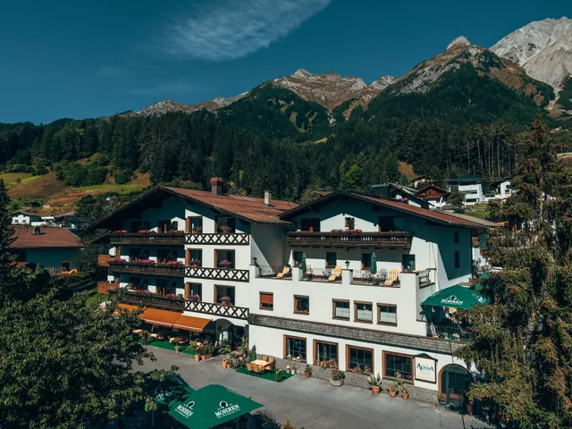 Hotel Alpina Arlberg