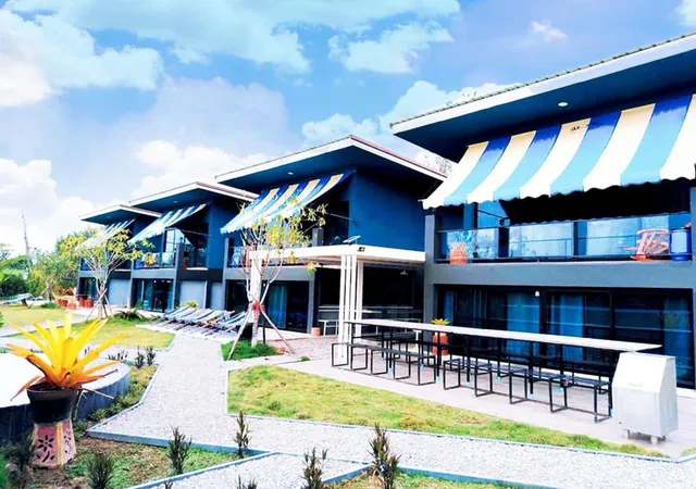 The Memo Resort Suanphung