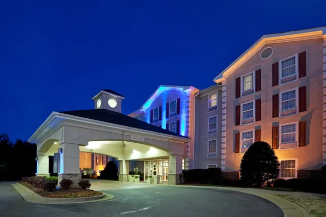 Holiday Inn Express & Suites Conover (Hickory Area) by IHG