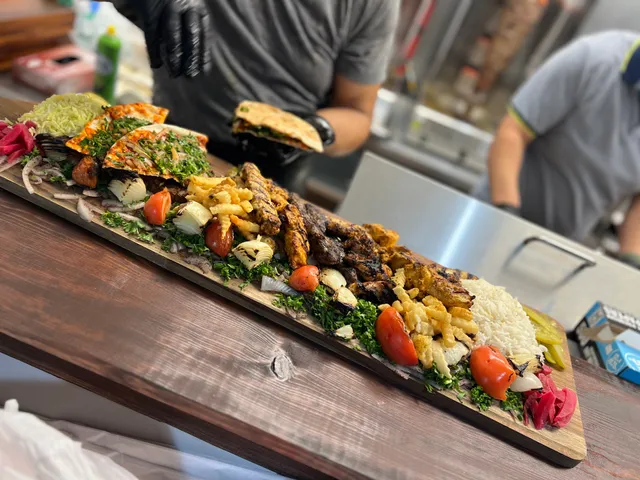 Zaytoon Mediterranean Restaurant