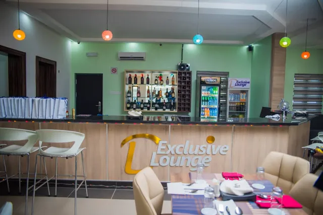 Dexclusive Lounge
