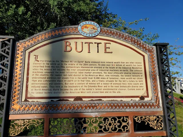 Old Lexington Gardens