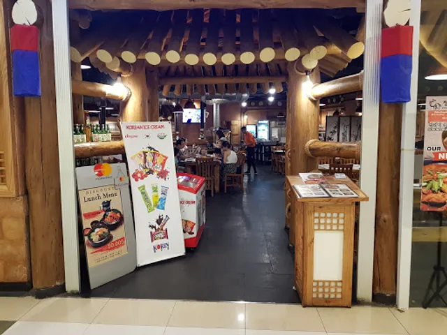 Chung Gi Wa- Central Park