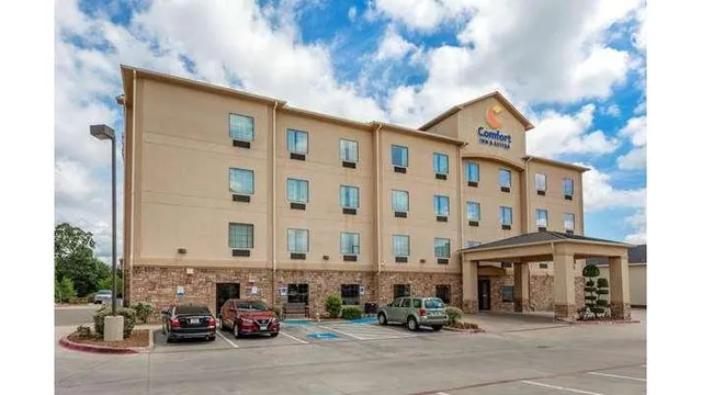 Comfort Inn & Suites Paris