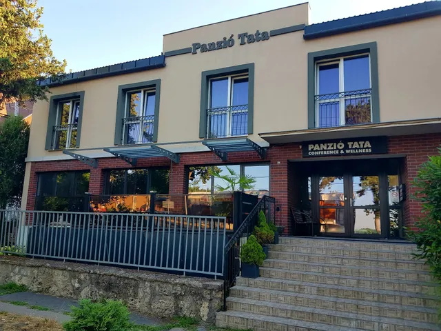 Tata Panzió
