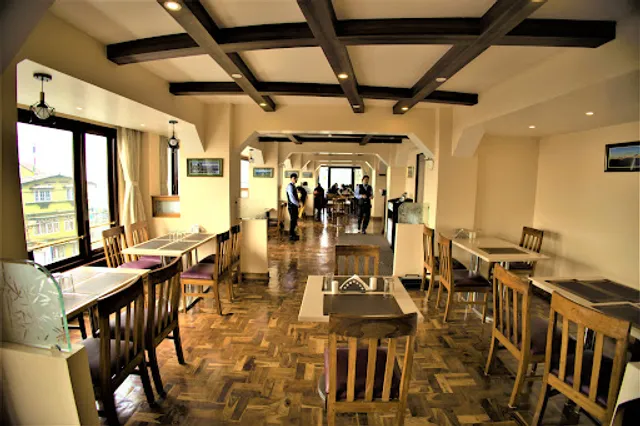 Hotel Lunnar (Pure Veg.)