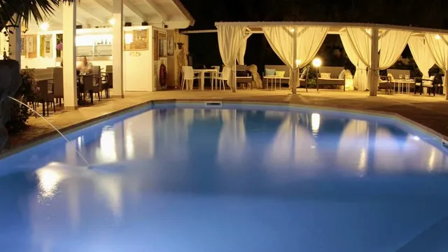 Albergo Residenziale Menhirs