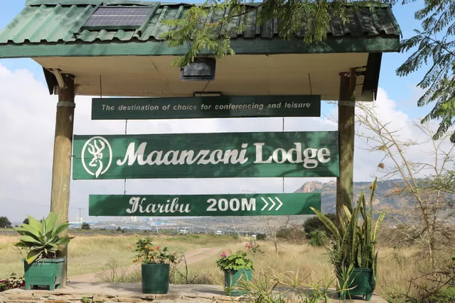 Maanzoni lodge ltd