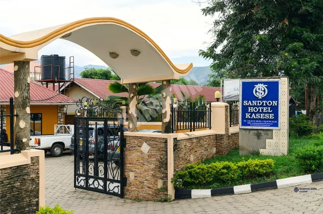 Sandton Hotel Kasese