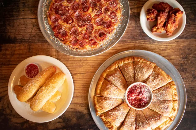 Panther Pizza Milford Center