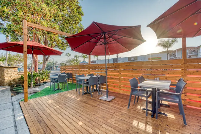 Honey's Bistro & Bakery