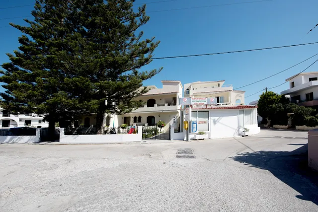 Maria's Studios and apartments