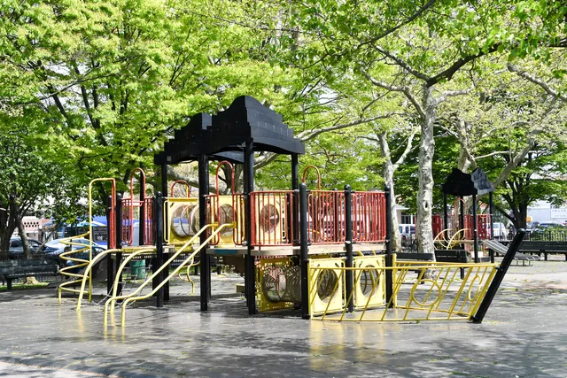 Dyker Playground