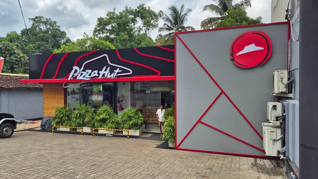 Pizza Hut - Matale