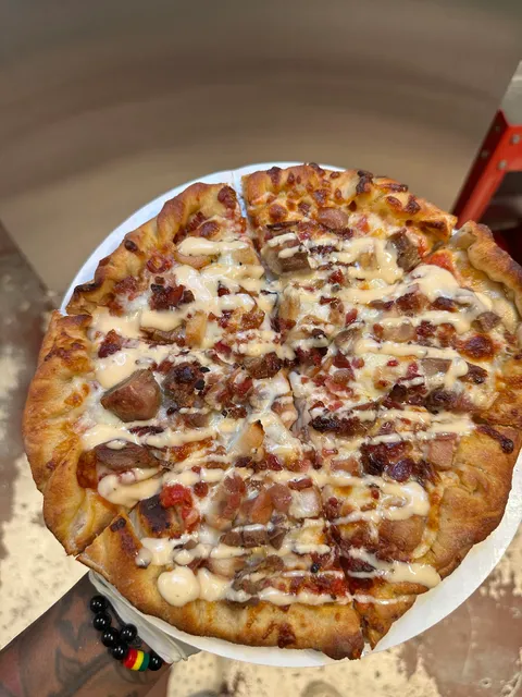 Twisted Piez Pizzeria