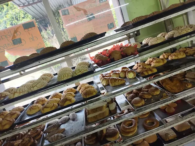 Panadería Corrales "La puerta del Sol"