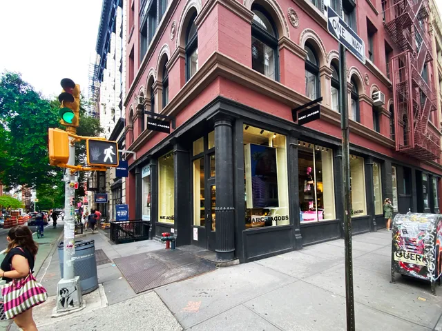 Marc Jacobs - Prince Street