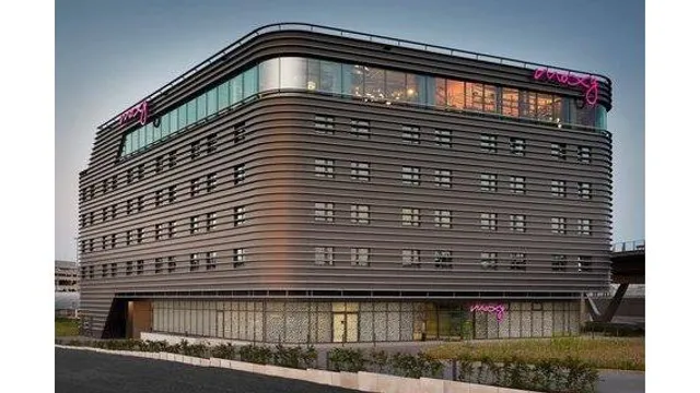 Moxy Cologne Bonn Airport