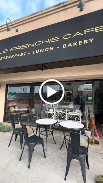 Le Frenchie Cafe