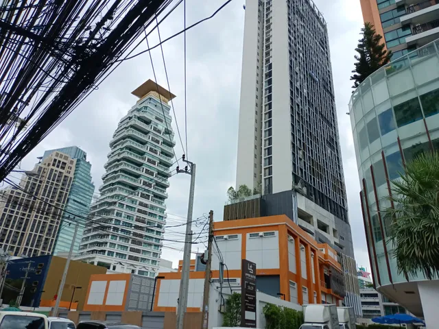 Upper Suites Sukhumvit 39（アッパースイーツ・スクンビット39）