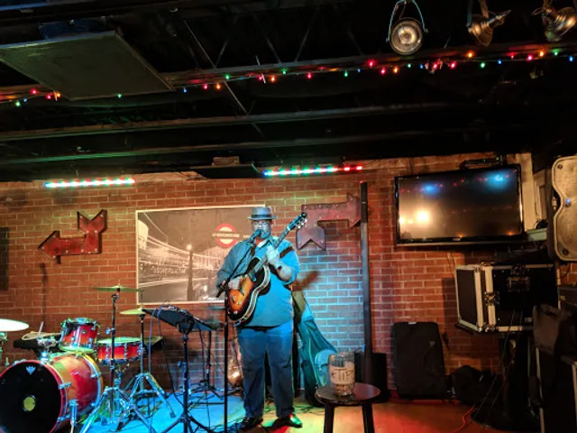 O'Shaughnessy's Sports bar & Pub