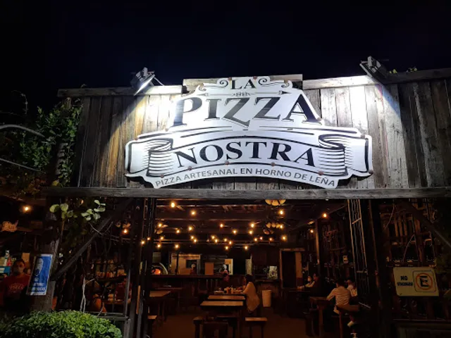 La Pizza Nostra