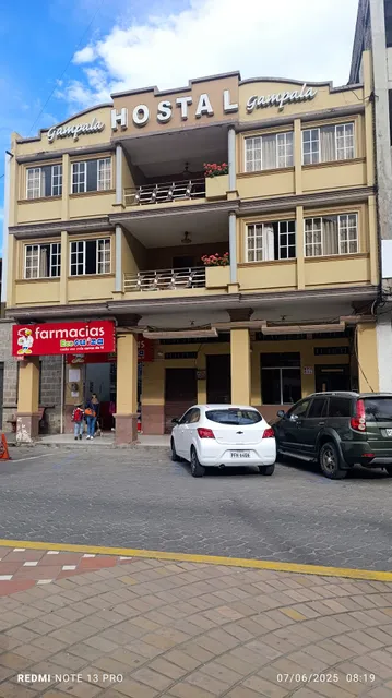 Hostal Gampala